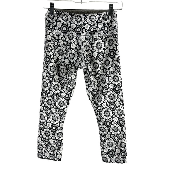 Lululemon Twiggy Print Nimbus Soot light Wunder Under Crop SZ 6 - Picture 5 of 6